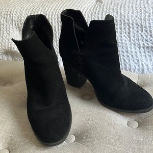Black suede Steve Madden booties